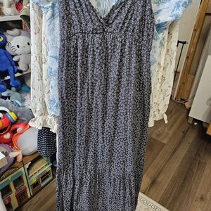 Floral Print Maxi Dress old navy size Med